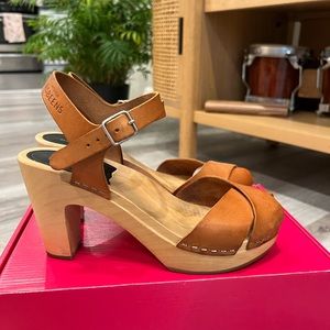 Swedish Hasbeens Mirja high sandals in natural color